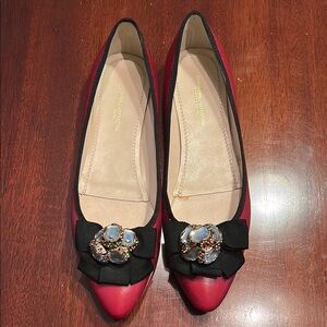 Elegant Women's Fuschia Flats with Embellished Bow